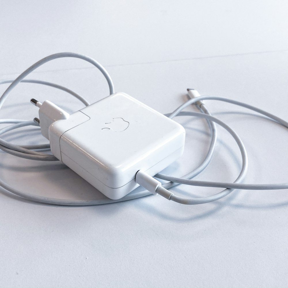 Hızlı Şarj Adaptörü 65W